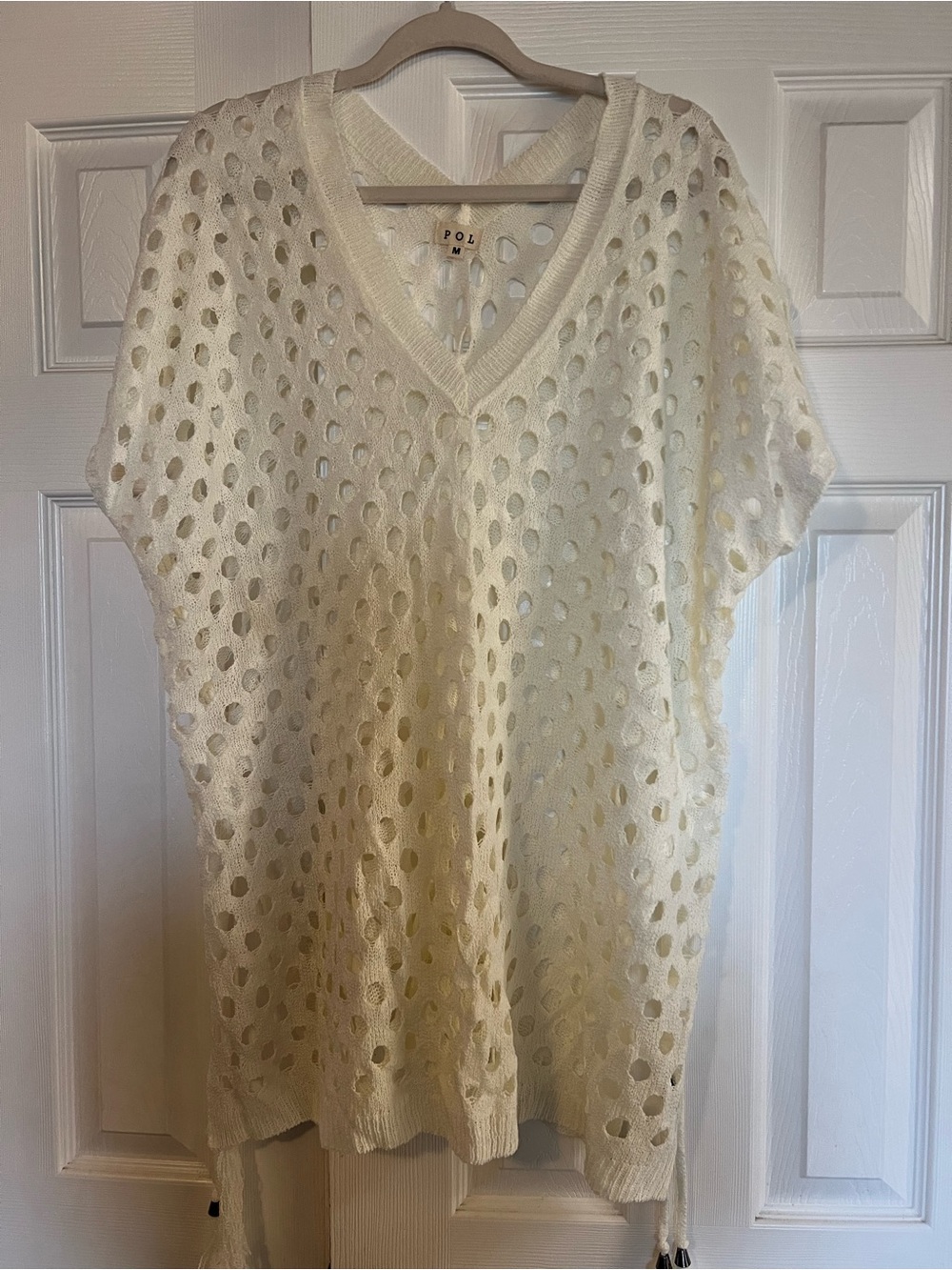 POL Ivory Open-Knit V-Neck Women's Top